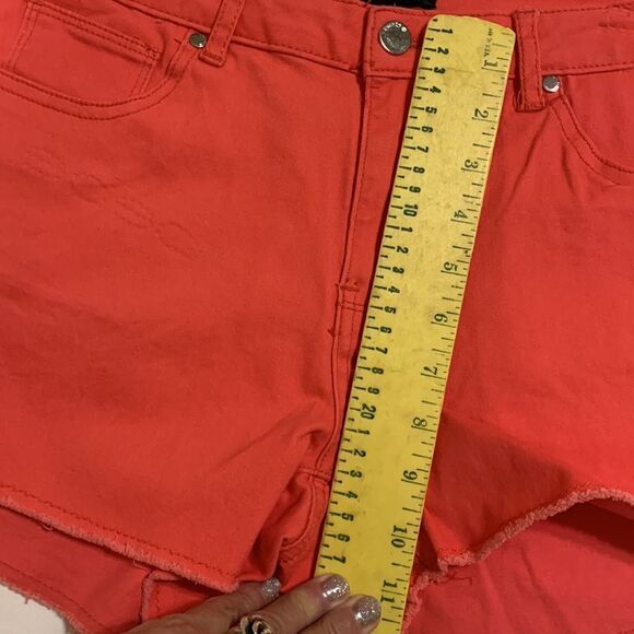 Bebe Size 30 orange distressed shorts. NWT - Picture 6 of 10
